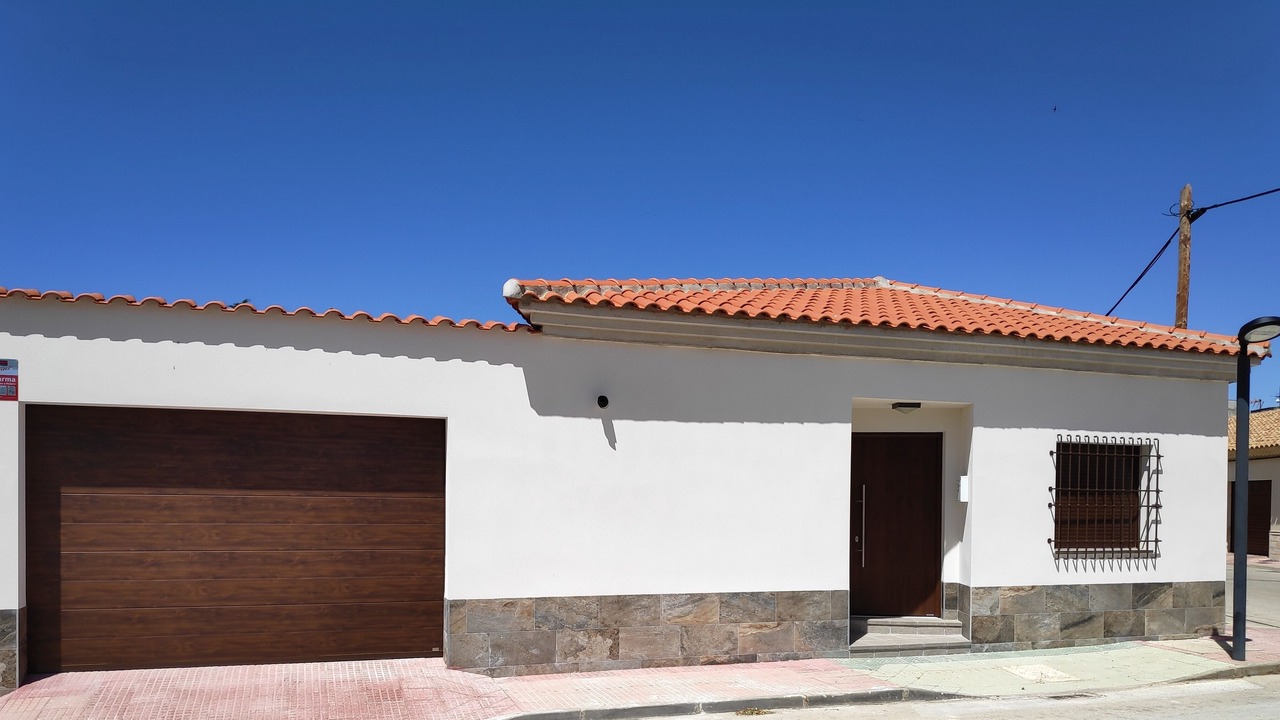 Photo of Outdoor in Pedro Munoz