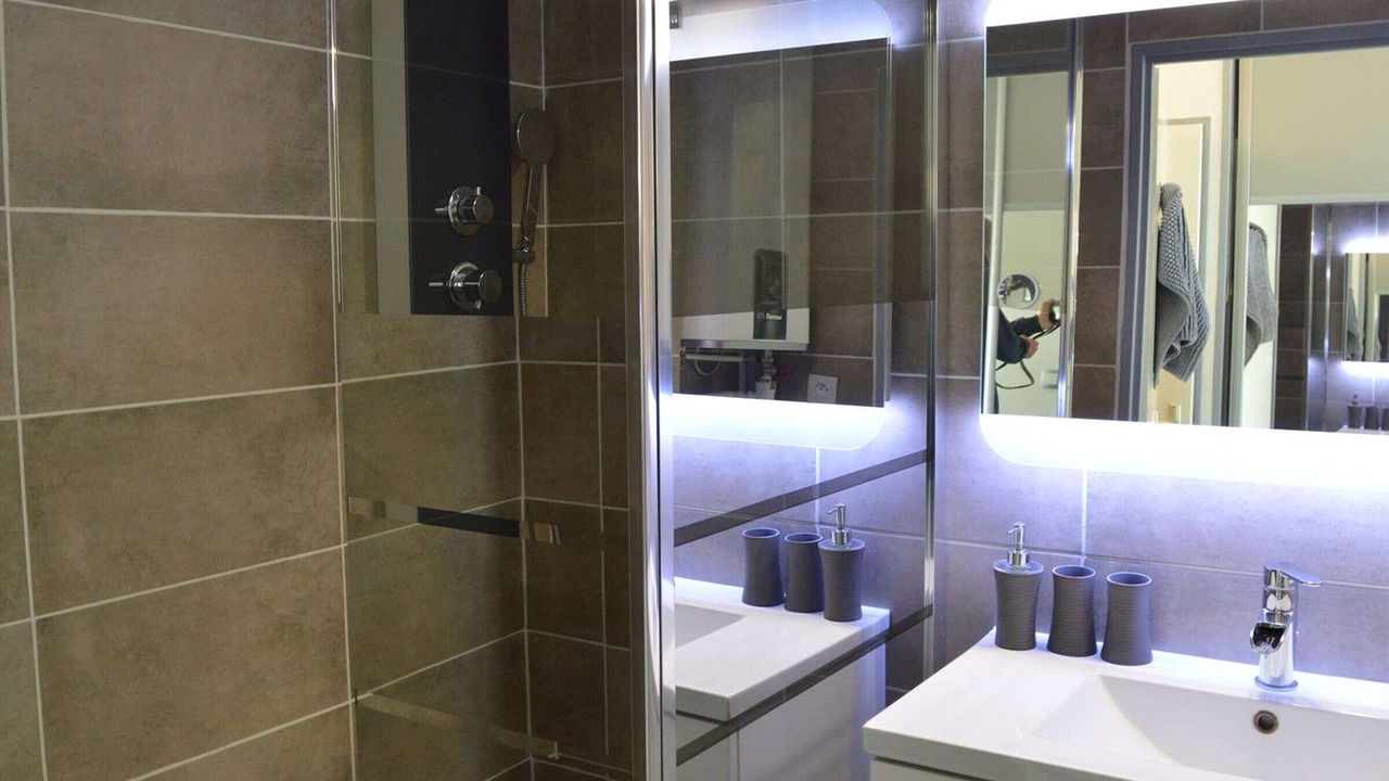 Photo of Bathroom in Saint-Pierre-la-Mer