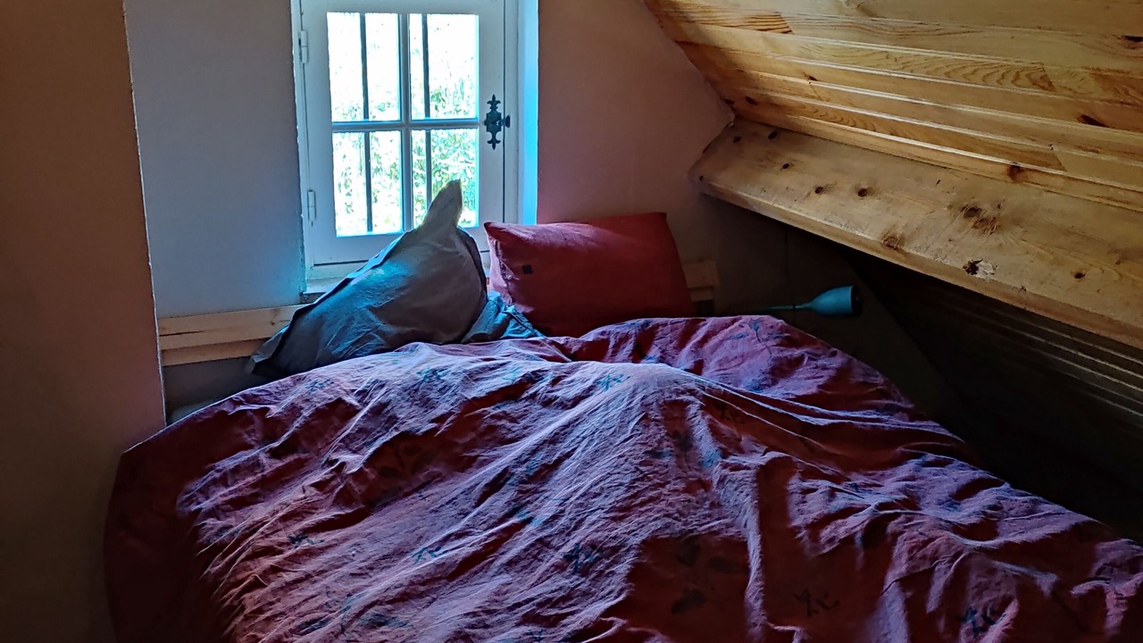 Photo of Bedroom in Campan