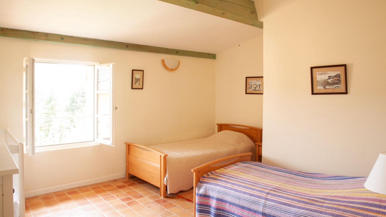 Photo of Bedroom in Rustrel