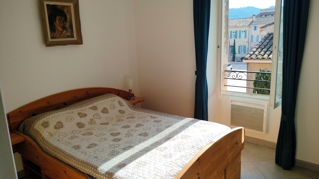Photo of Bedroom in Charleval