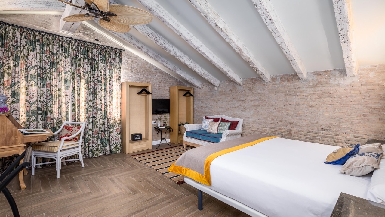 Photo of Bedroom in El Puig de Santa Maria