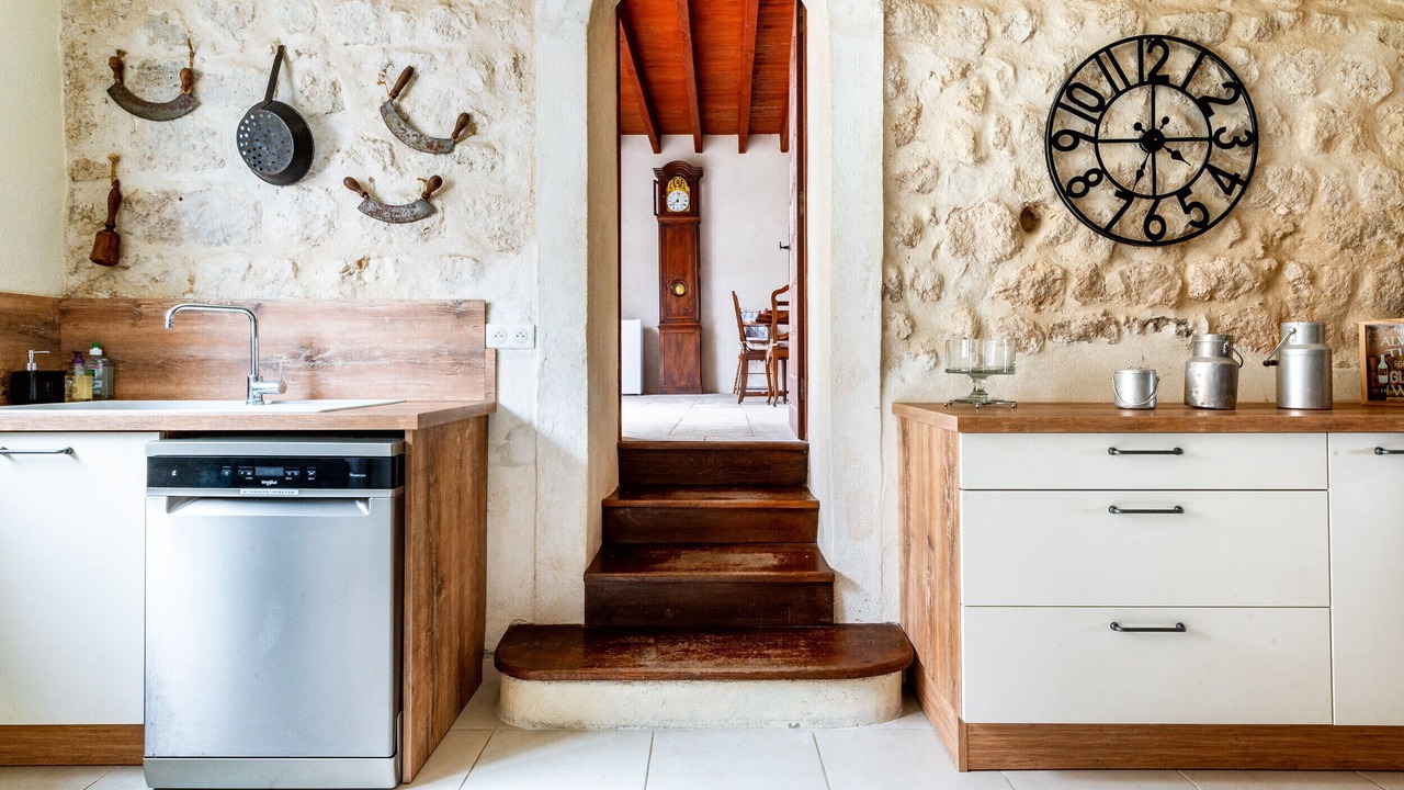 Photo of Kitchen in La Garde-Adhemar