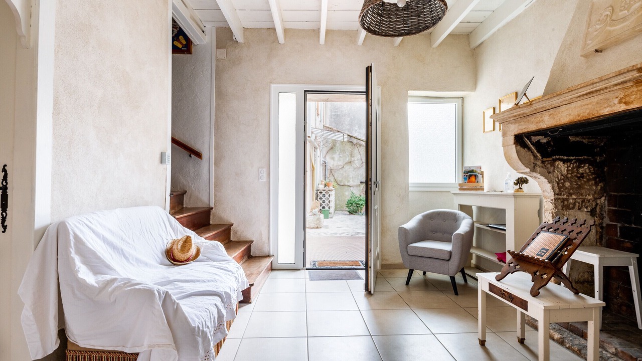 Photo of Livingroom in La Garde-Adhemar