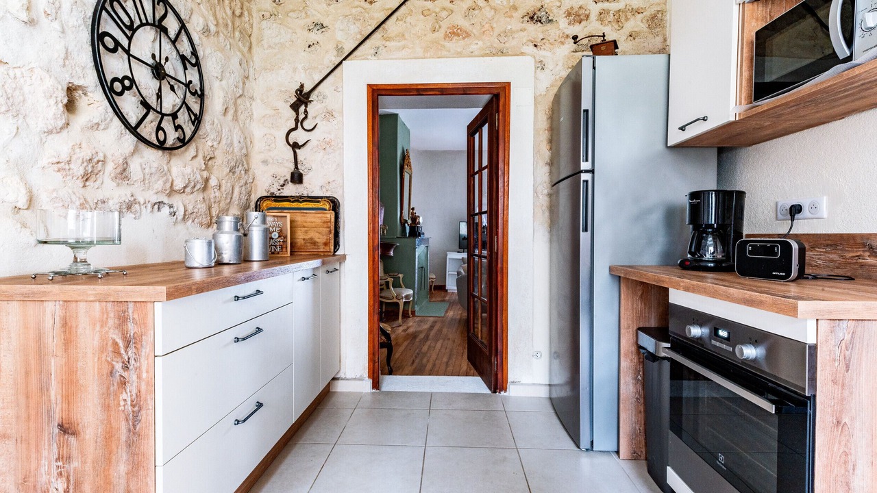 Photo of Kitchen in La Garde-Adhemar