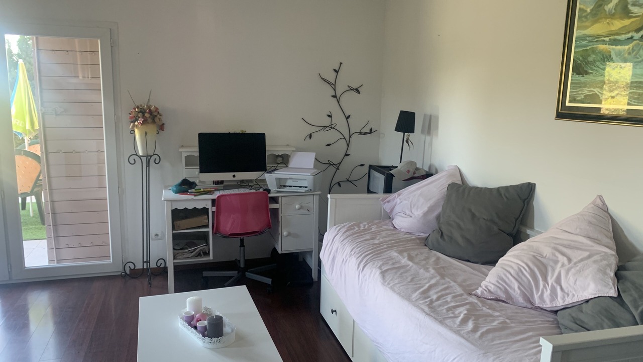 Photo of Bedroom in Venelles