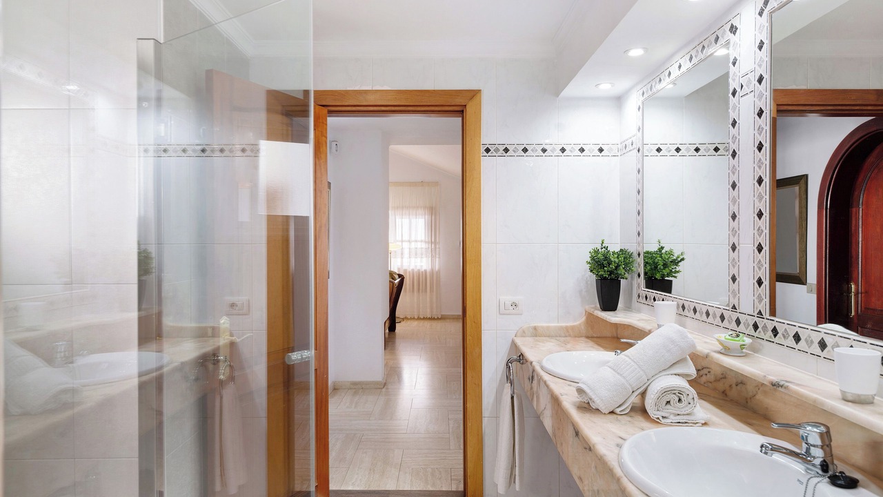 Photo of Bathroom in Puerto del Carmen