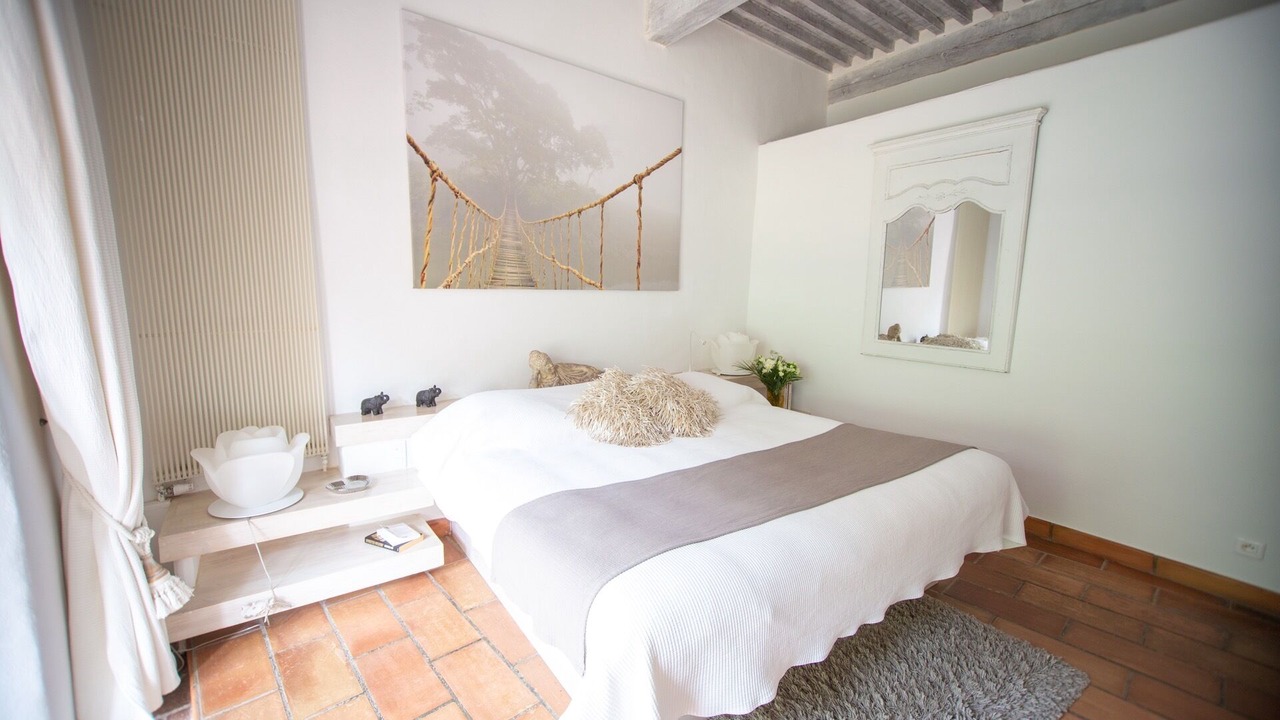 Photo of Bedroom in Ganges