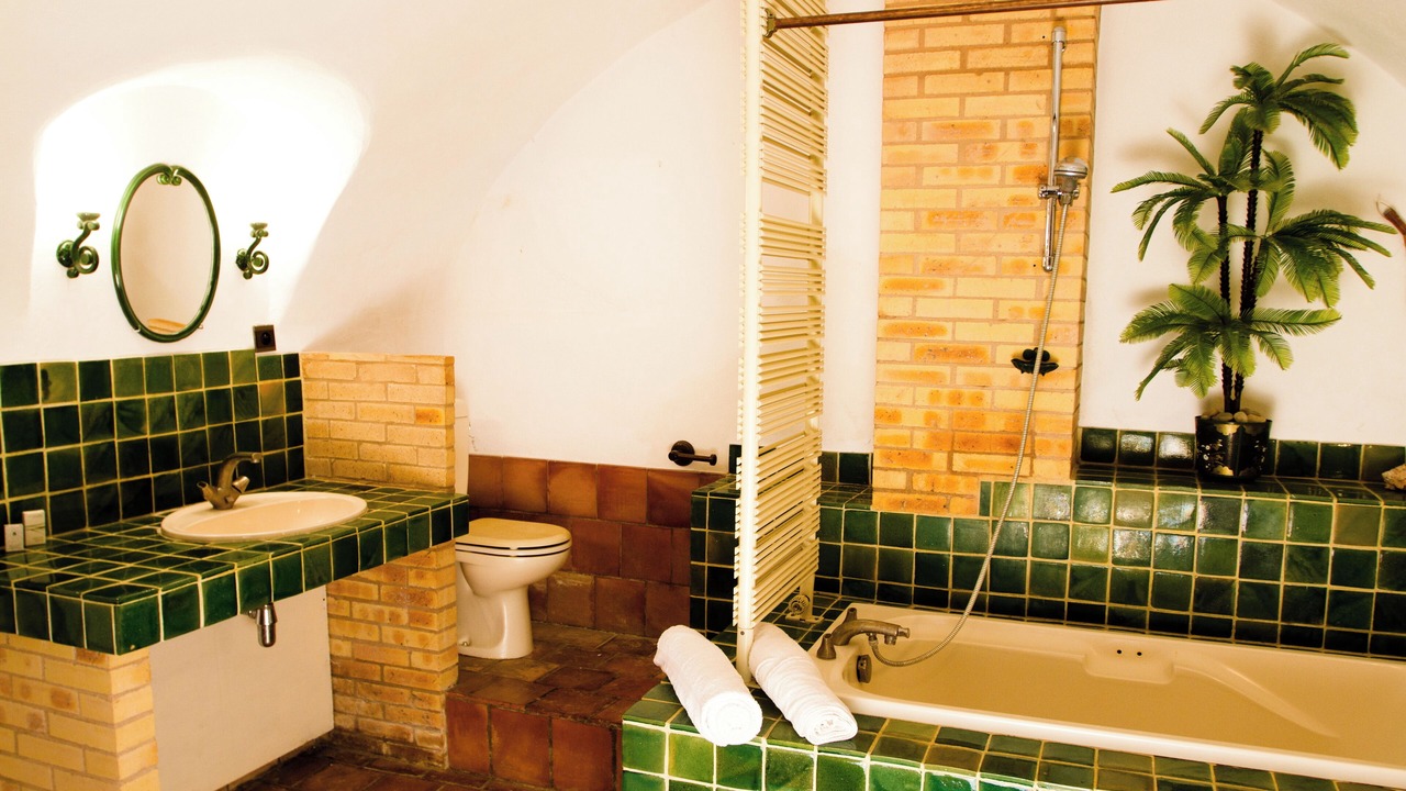 Photo of Bathroom in Ganges