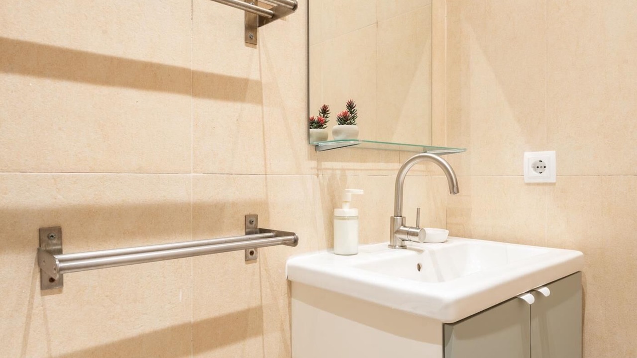 Photo of Bathroom in L'Antiga Esquerra de l'Eixample