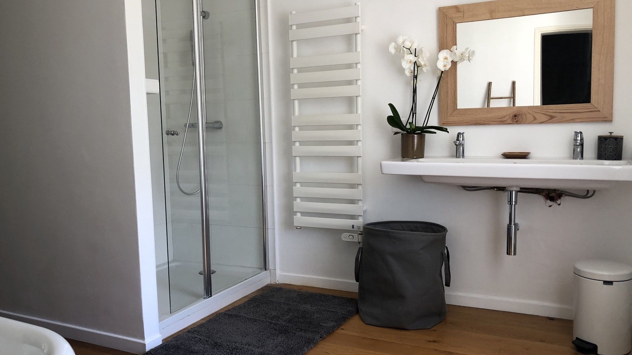 Photo of Bathroom in Goult