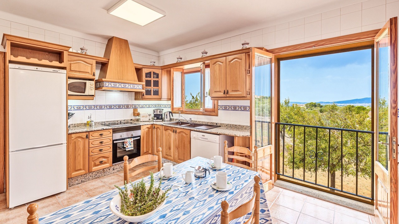 Photo of Kitchen in Portol