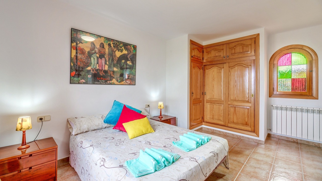 Photo of Bedroom in Portol