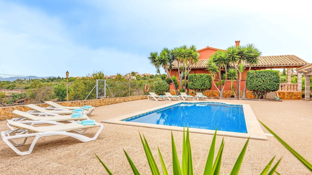 Photo of Outdoor in Portol