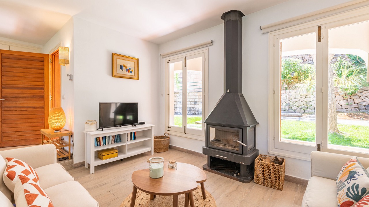 Photo of Livingroom in Cala San Vicente