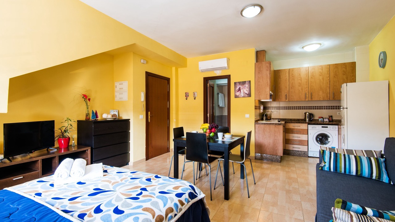 Photo of Bedroom in Bailen-Miraflores