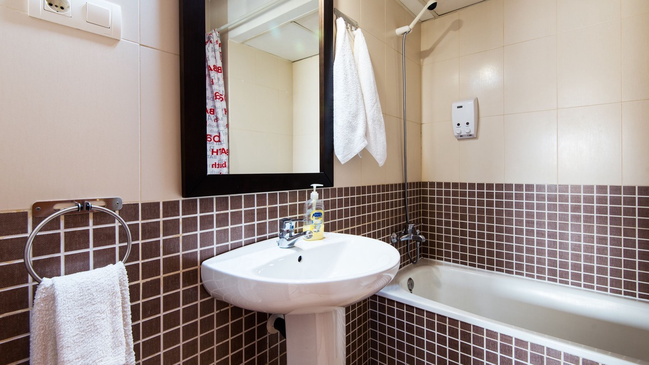 Photo of Bathroom in Bailen-Miraflores