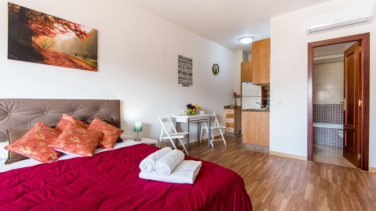 Photo of Bedroom in Bailen-Miraflores
