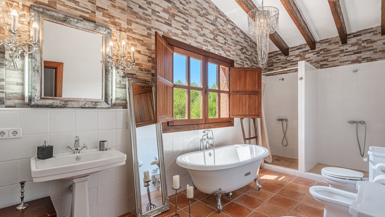 Photo of Bathroom in Algaida
