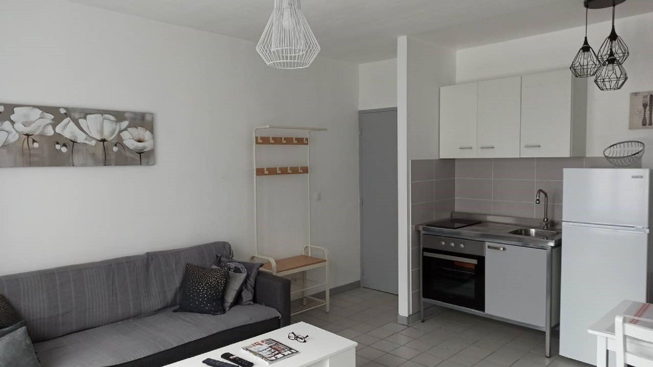 Photo of Livingroom in Lens