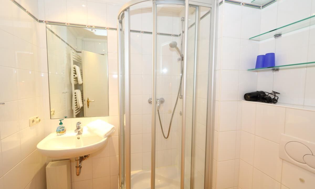 Photo of Bathroom in Westerland