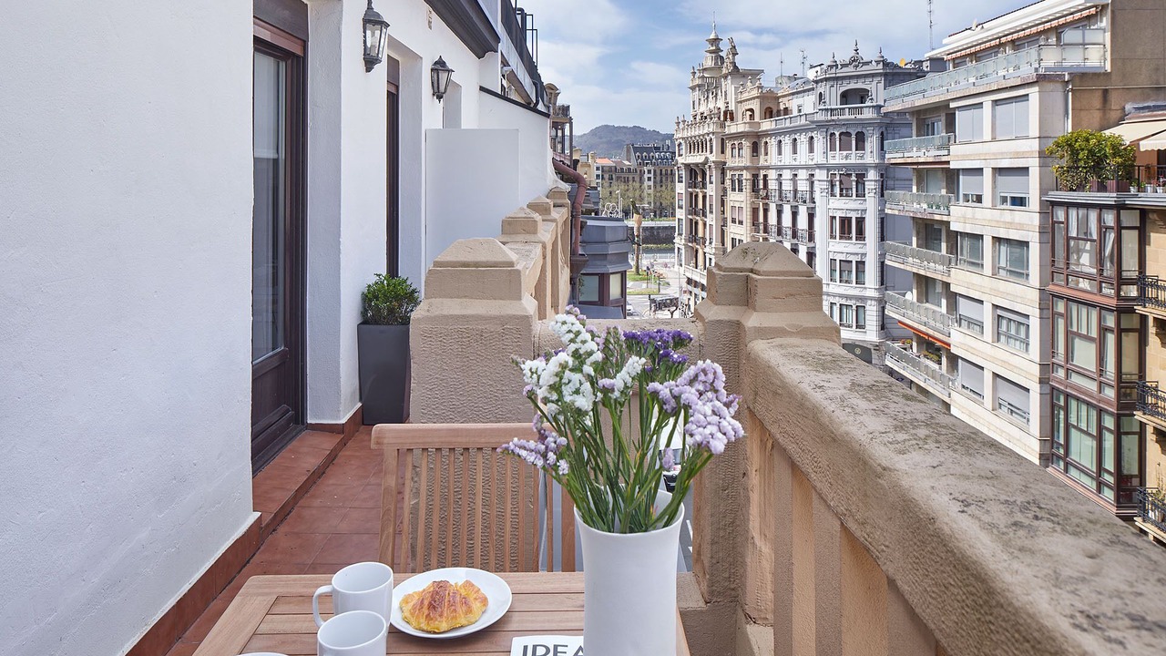 Photo of Outdoor in Gros
