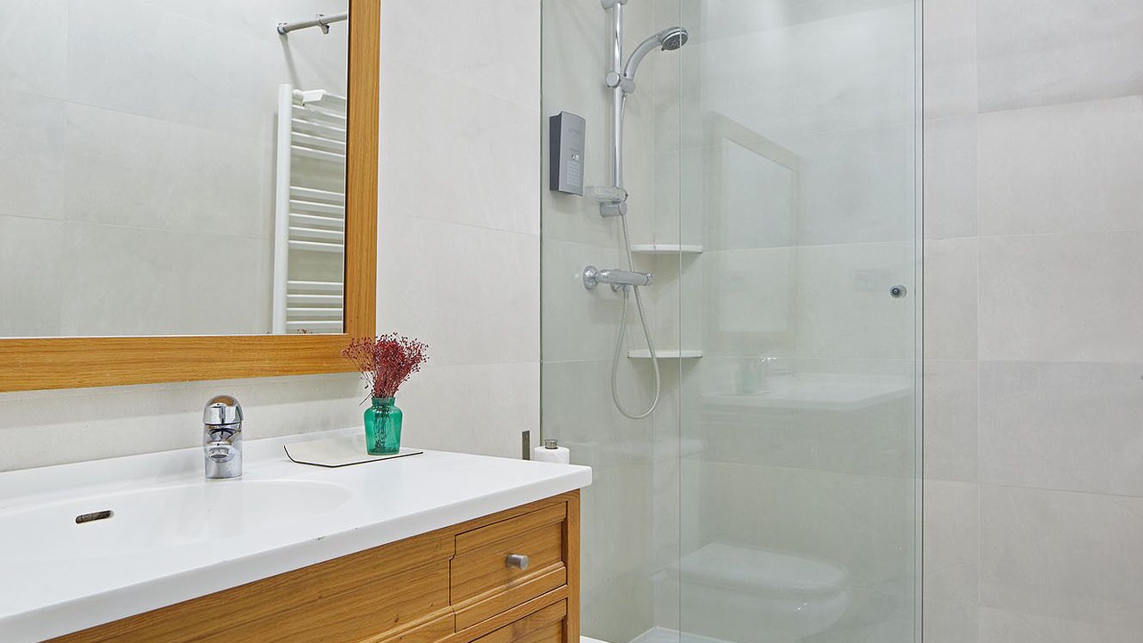 Photo of Bathroom in Gros