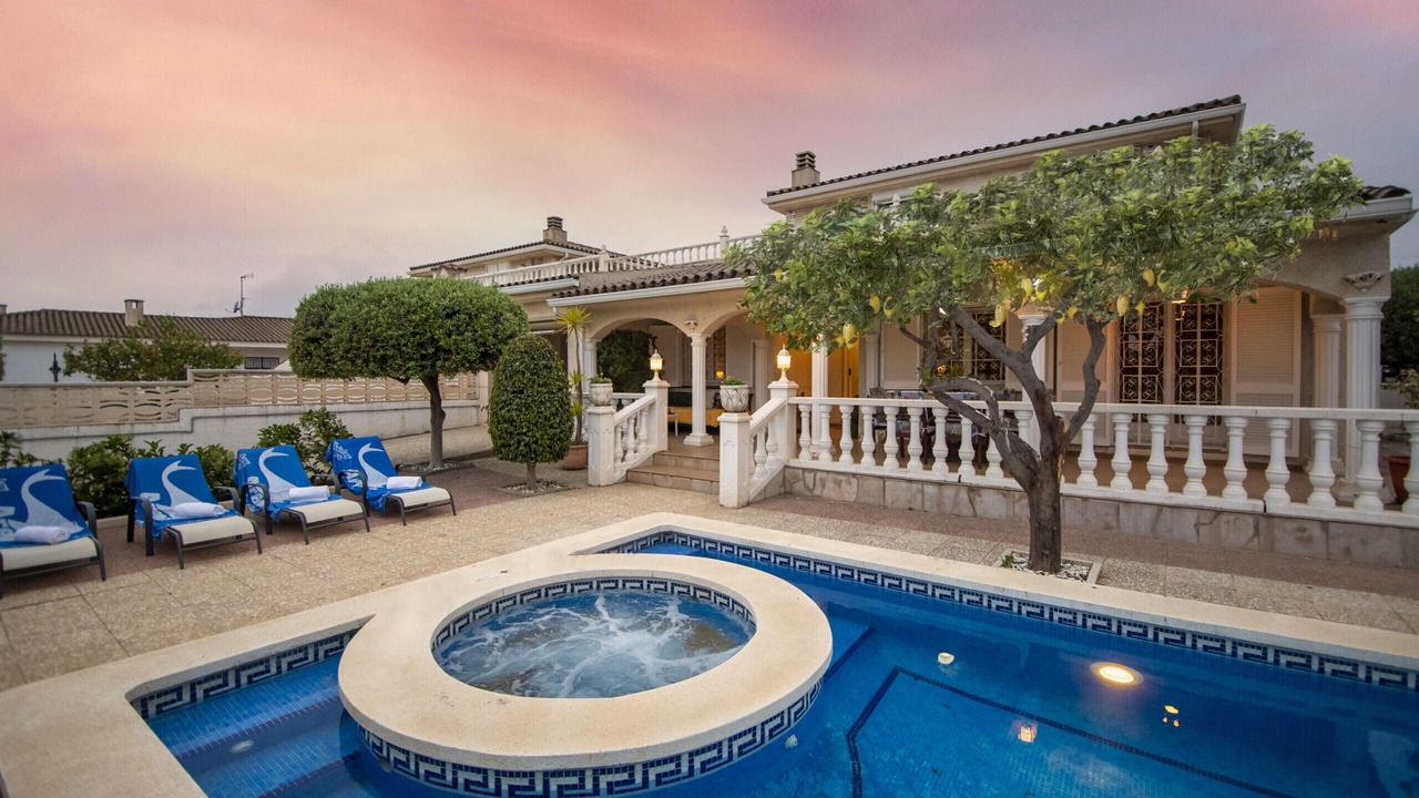 Photo of Outdoor in Miami Platja