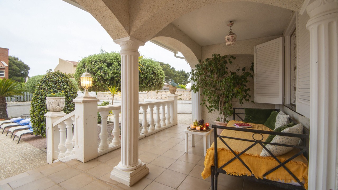 Photo of Patio Balcony in Miami Platja