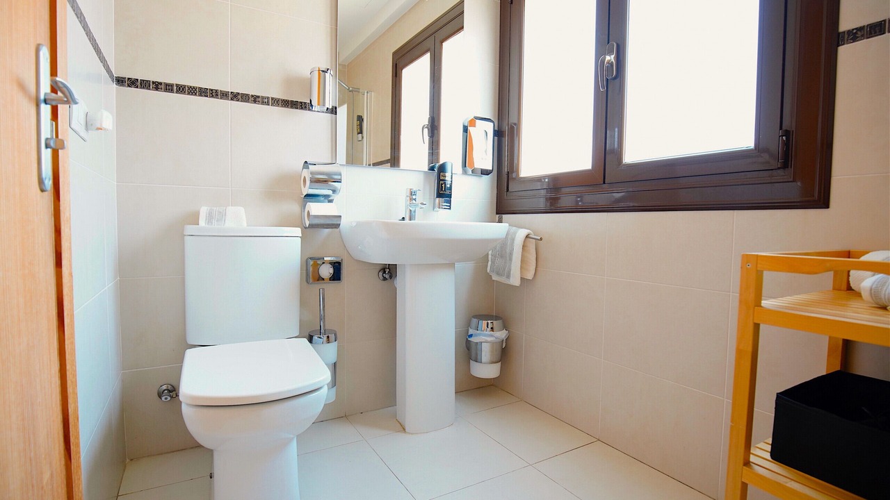 Photo of Bathroom in La Llotja-Born