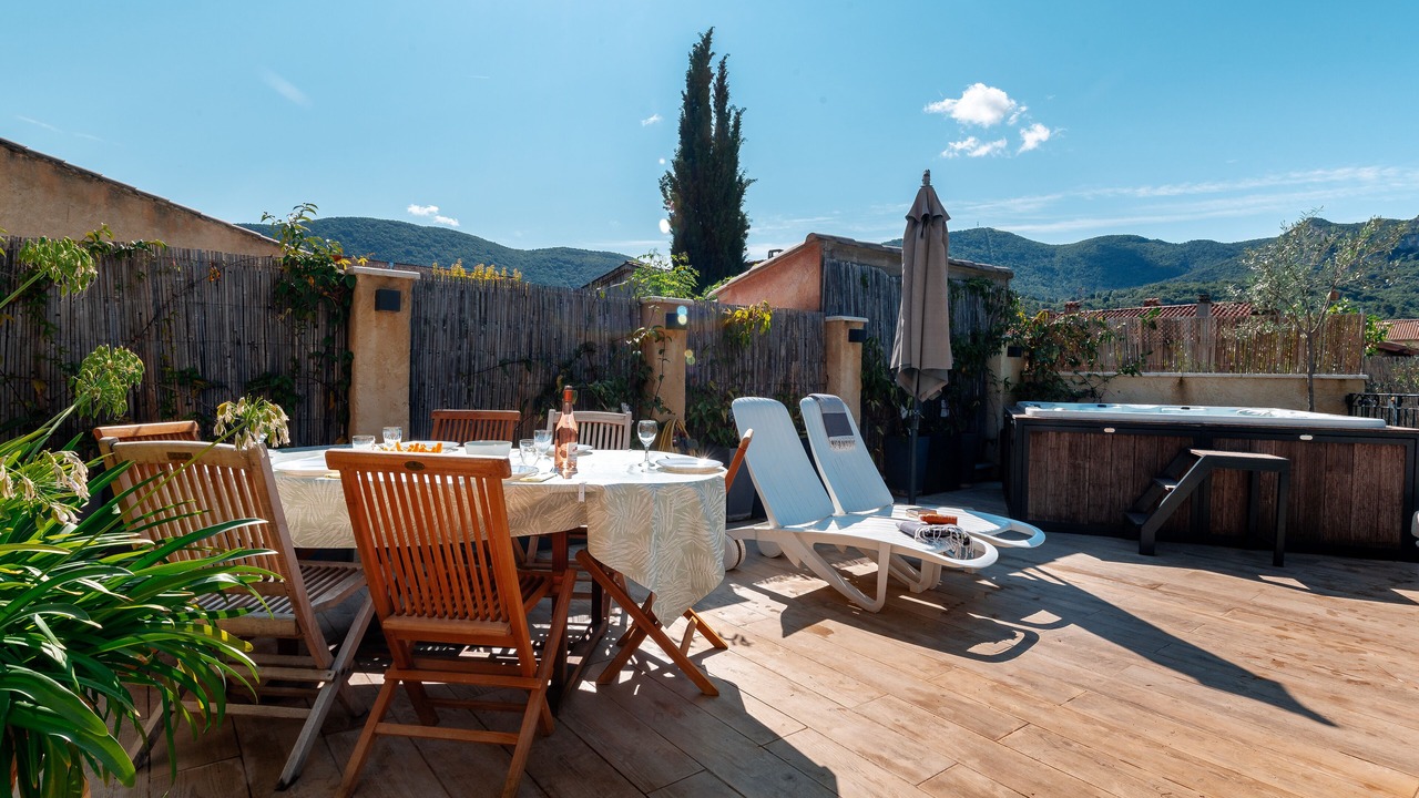 Photo of Patio Balcony in Nyons