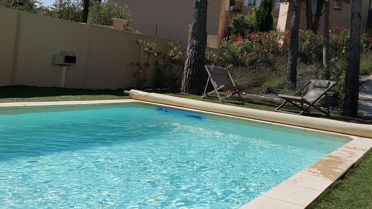 Photo of Outdoor in Pont Royal