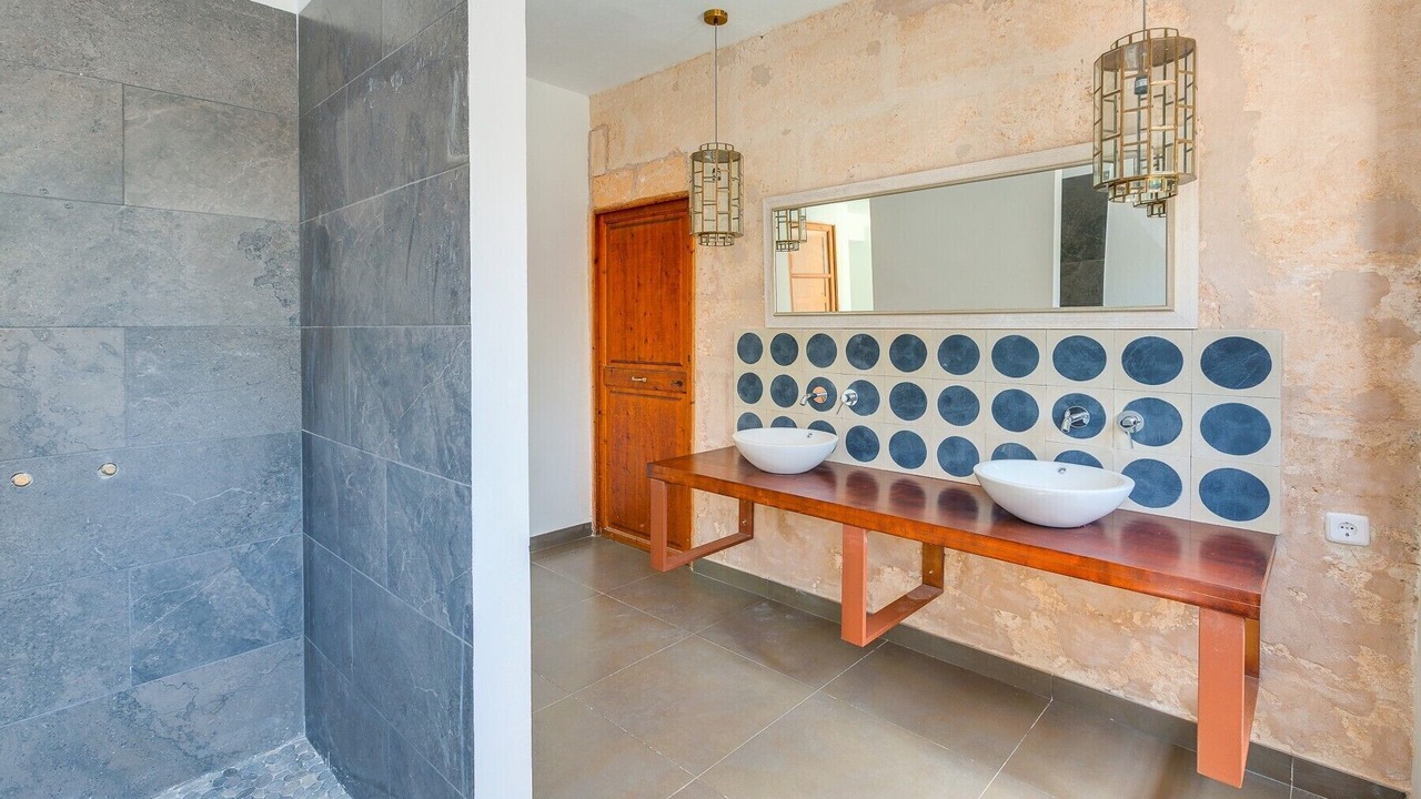 Photo of Bathroom in Establiments
