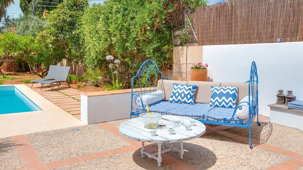 Photo of Patio Balcony in Establiments