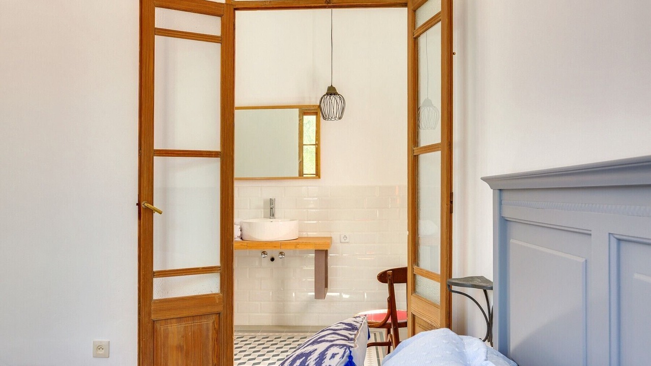 Photo of Bedroom in Establiments