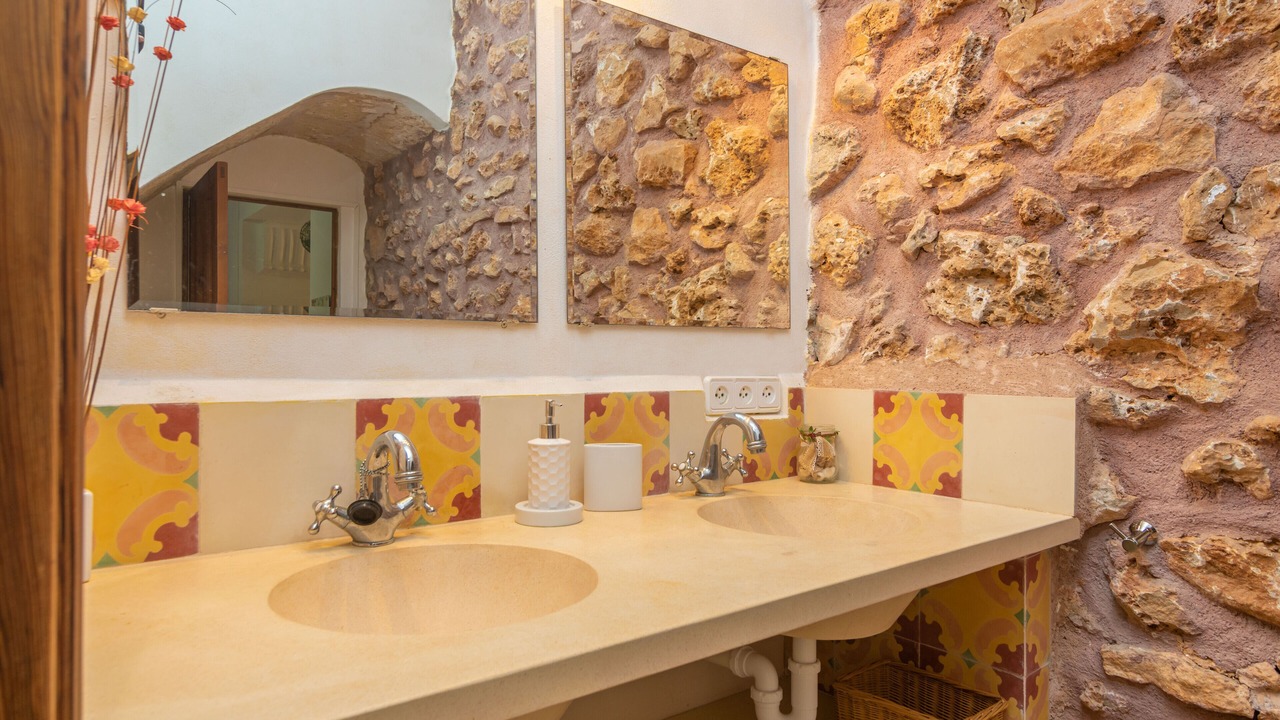 Photo of Bathroom in Campos