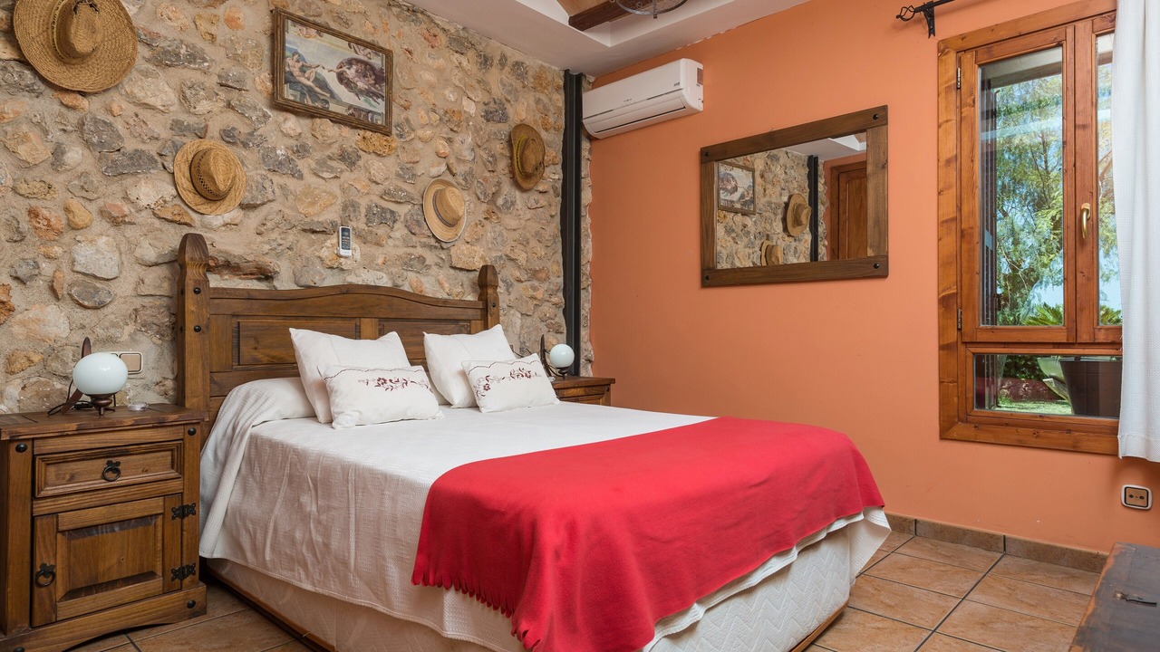 Photo of Bedroom in Inca