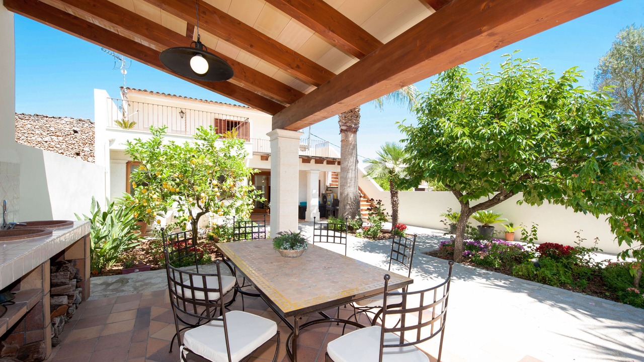 Photo of Outdoor in Ariany