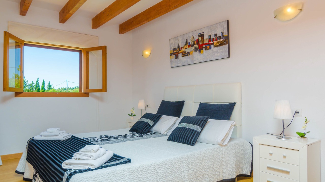 Photo of Bedroom in Manacor