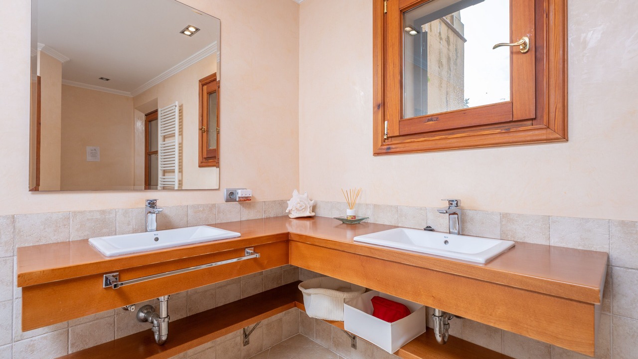 Photo of Bathroom in Binissalem