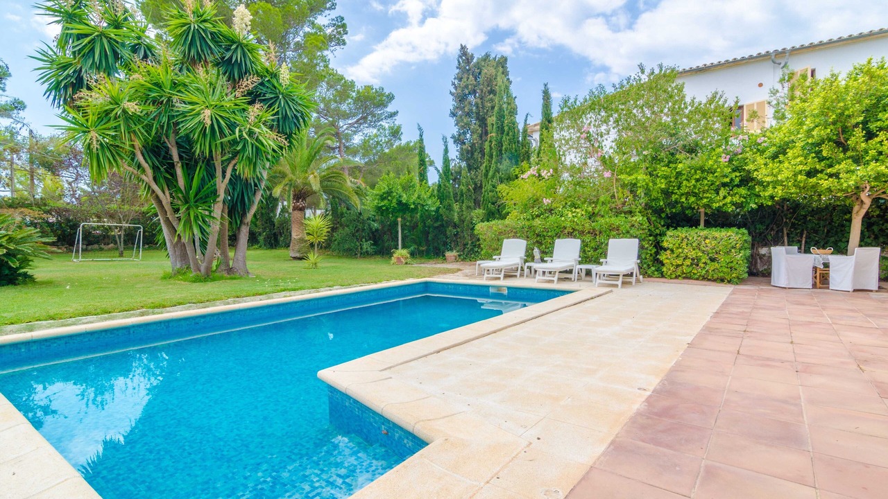 Photo of Outdoor in Son Veri Nou