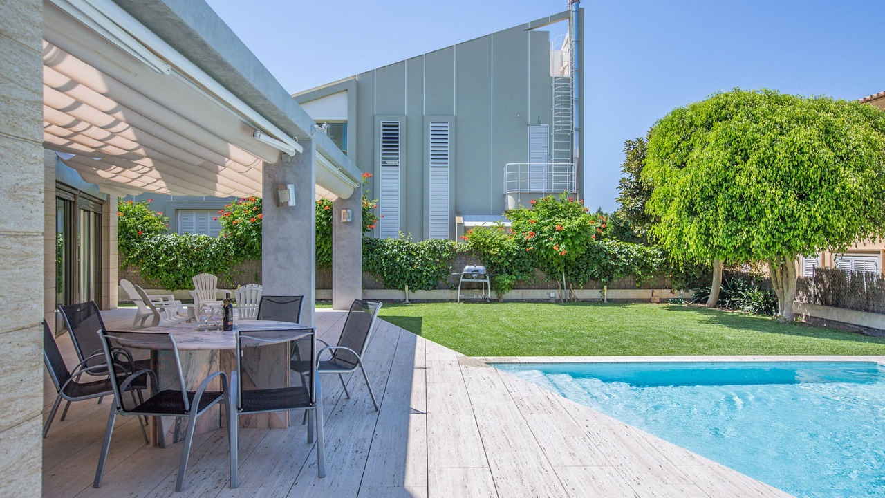 Photo of Outdoor in Son Veri Nou
