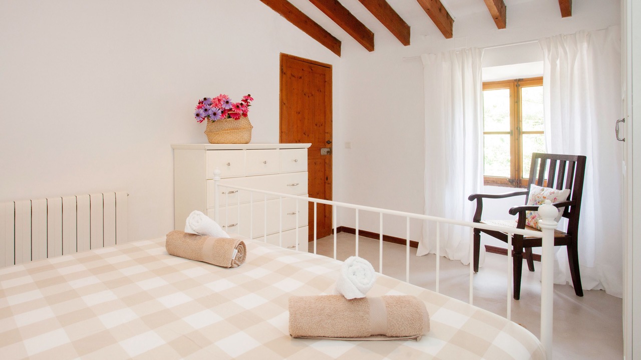 Photo of Bedroom in Soller