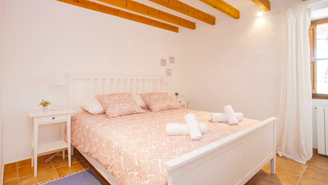 Photo of Bedroom in Soller