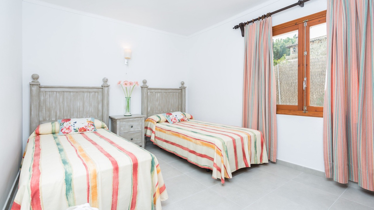 Photo of Bedroom in Mal Pas-Bon Aire