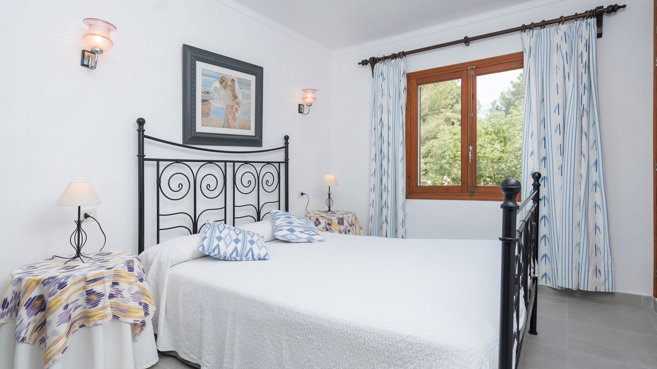 Photo of Bedroom in Mal Pas-Bon Aire
