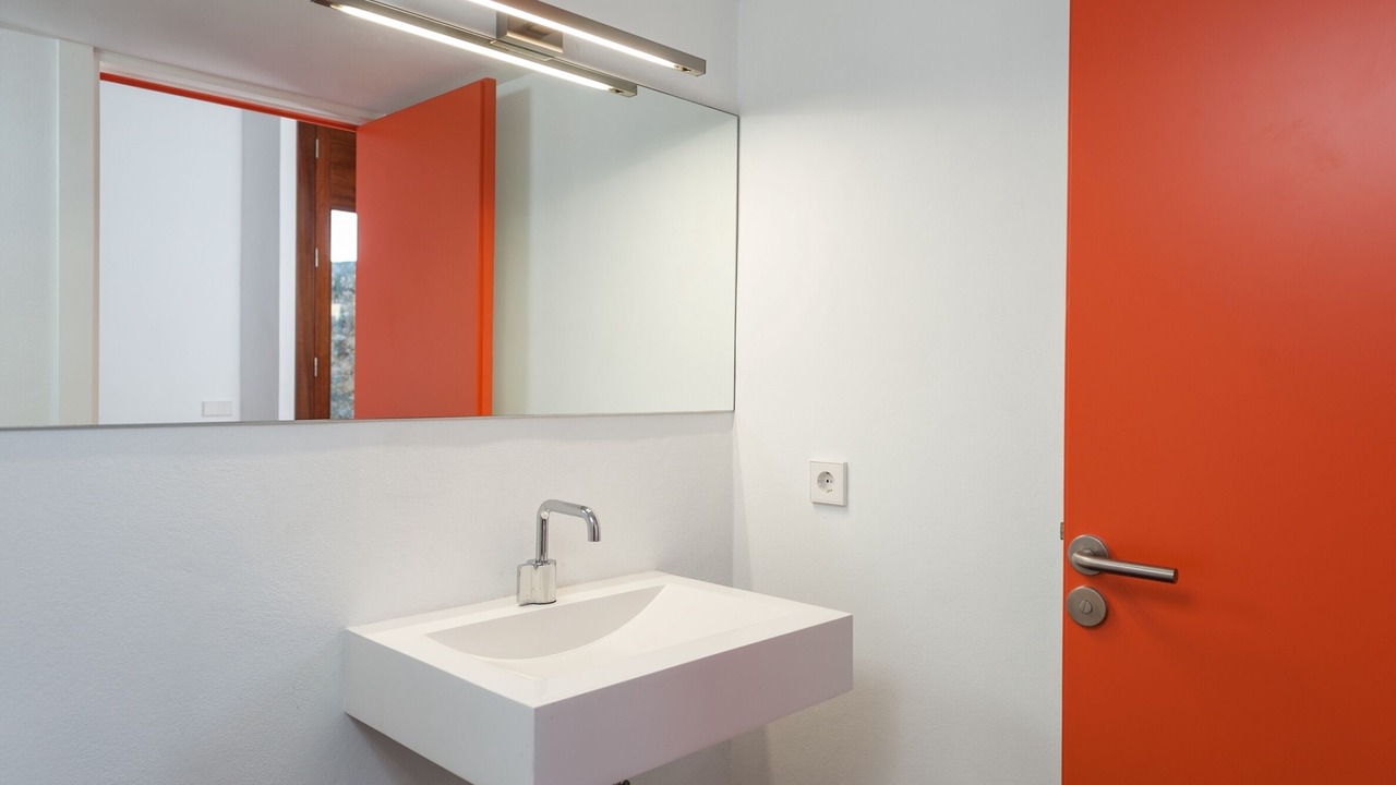 Photo of Bathroom in Alaro
