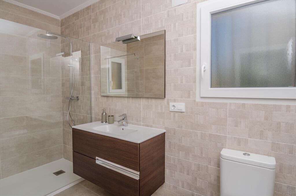 Photo of Bathroom in Arnella
