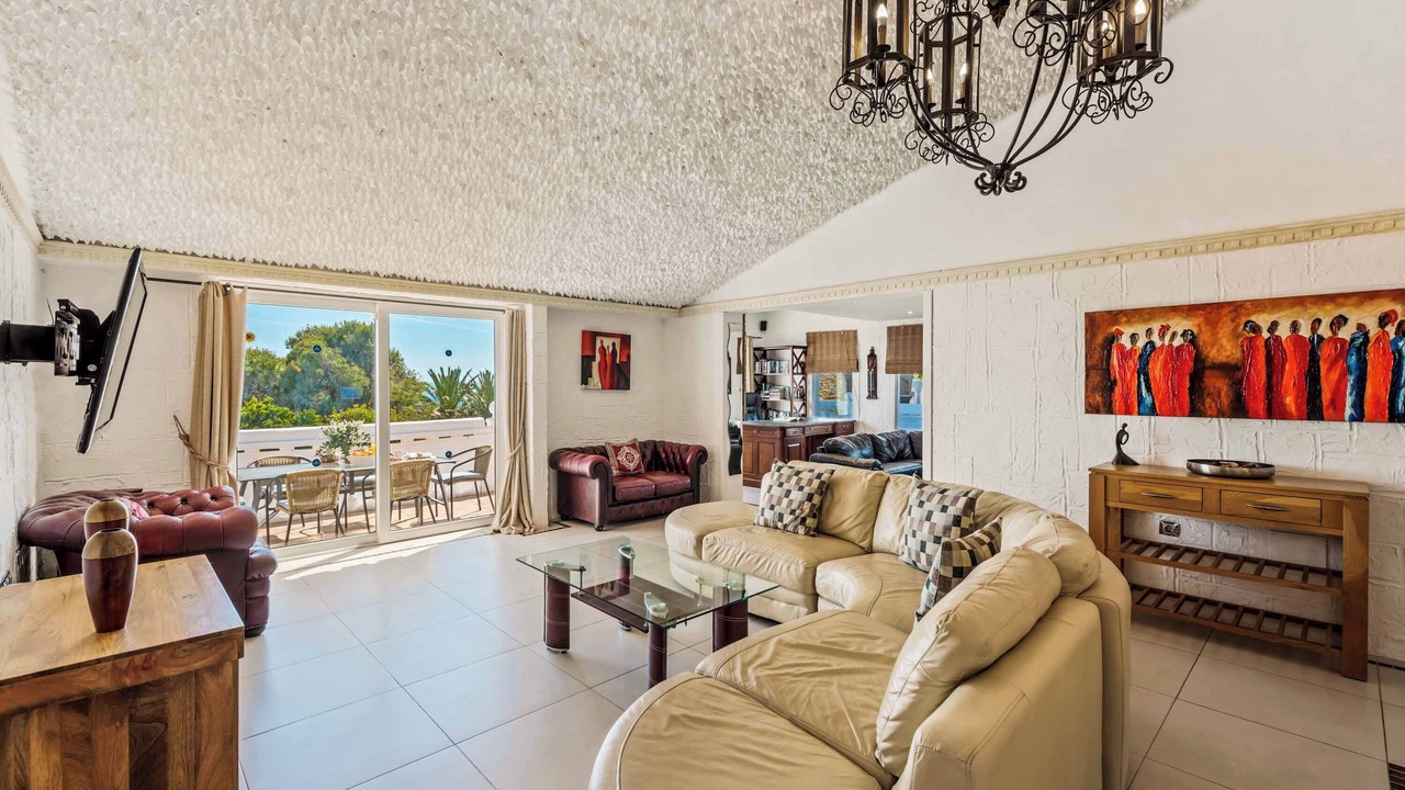 Photo of Livingroom in Bahia Dorada