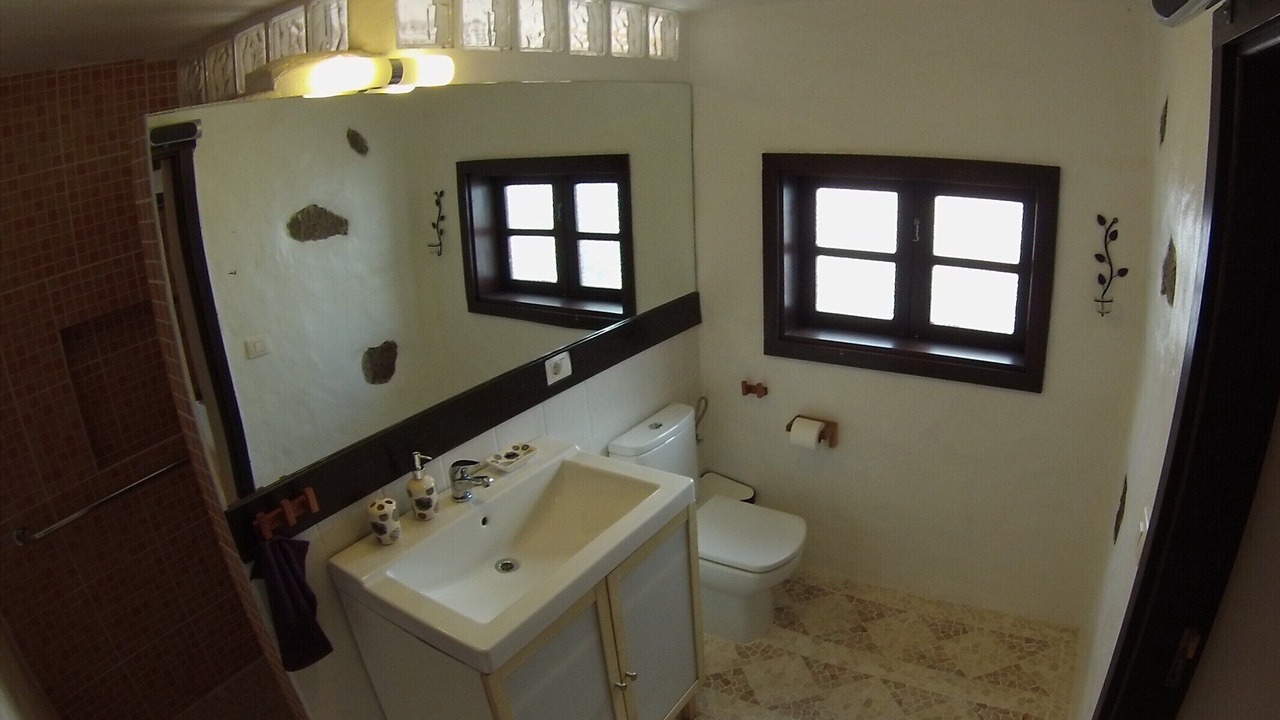 Photo of Bathroom in Teguise